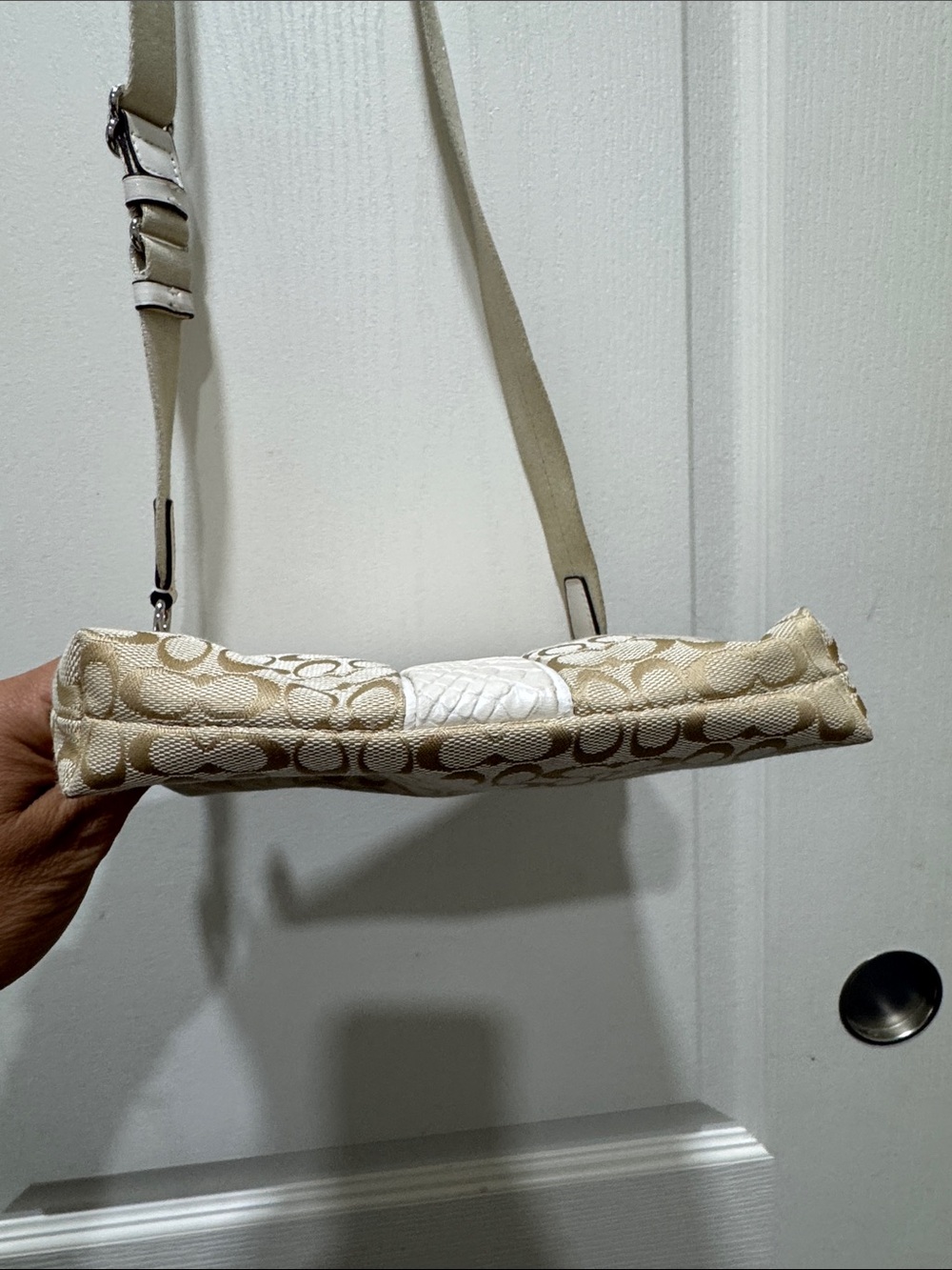 Coach Signature File Crossbody Bag Khaki White Snake Embossed Trim - Picture 3 of 11